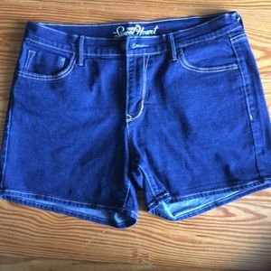 Old Navy “The Sweetheart” Jean Shorts